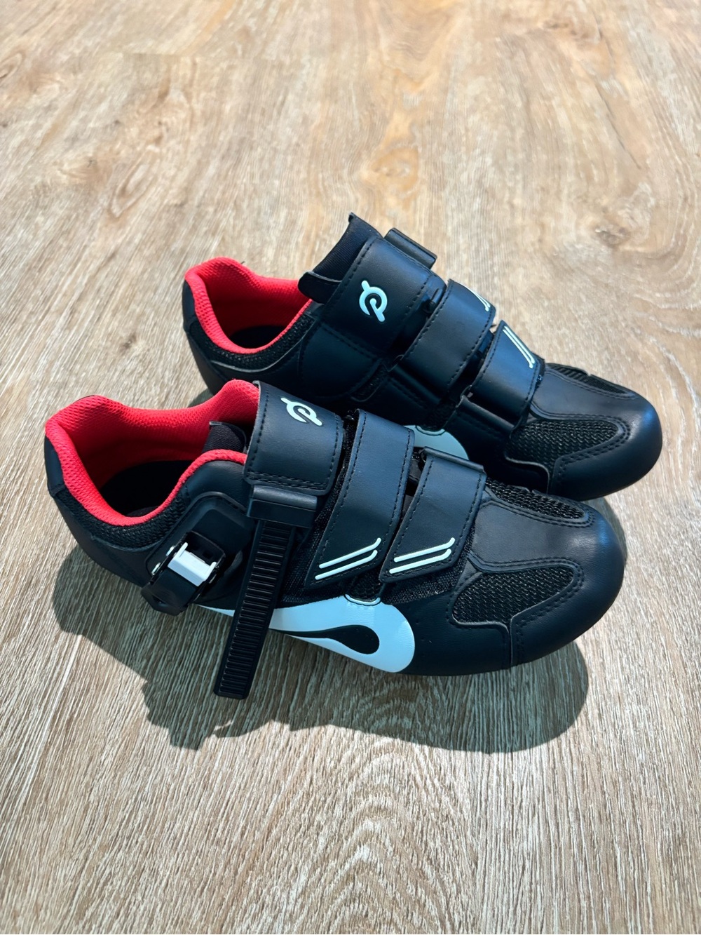 Peloton Cycling Shoes like new